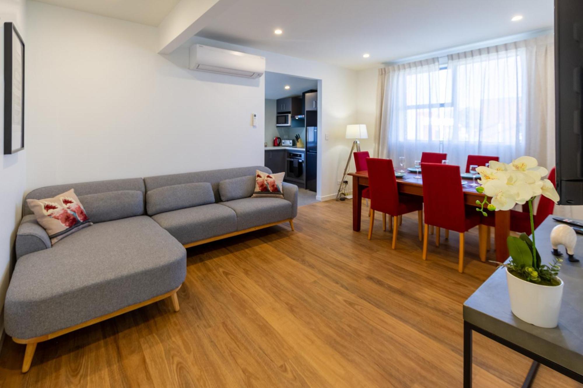 Charming 3 Bedroom Home Near Christchurch City エクステリア 写真
